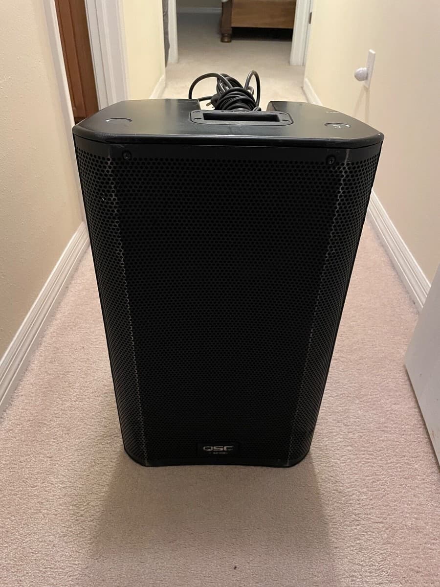 QSC K12.2 Powered Speaker - image 1